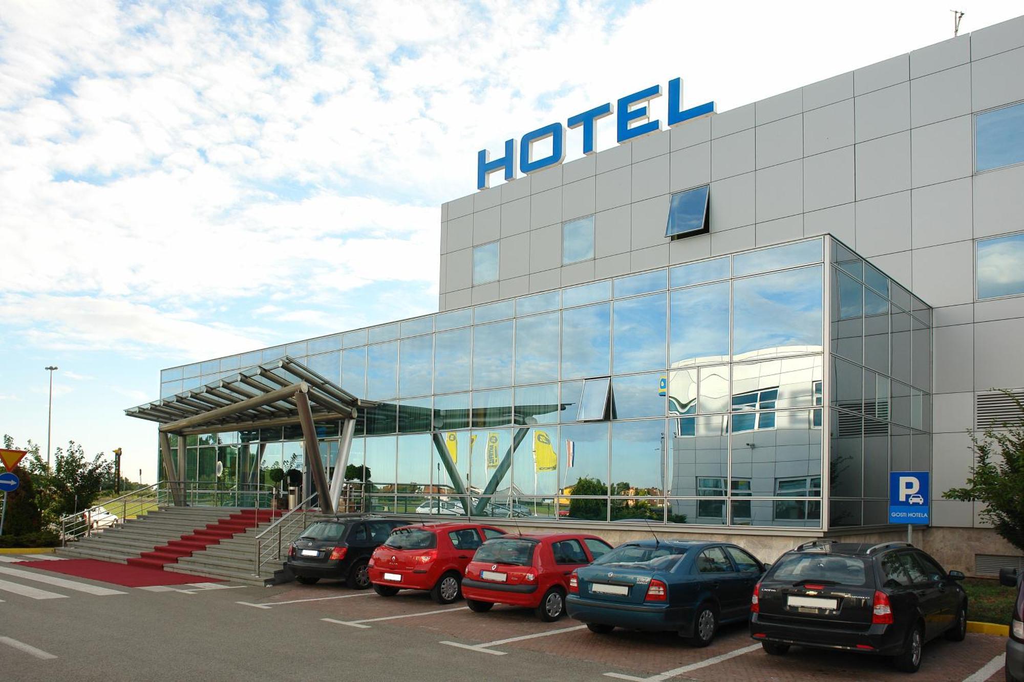 Hotel Zovko Zagreb Sesvete Exteriör bild
