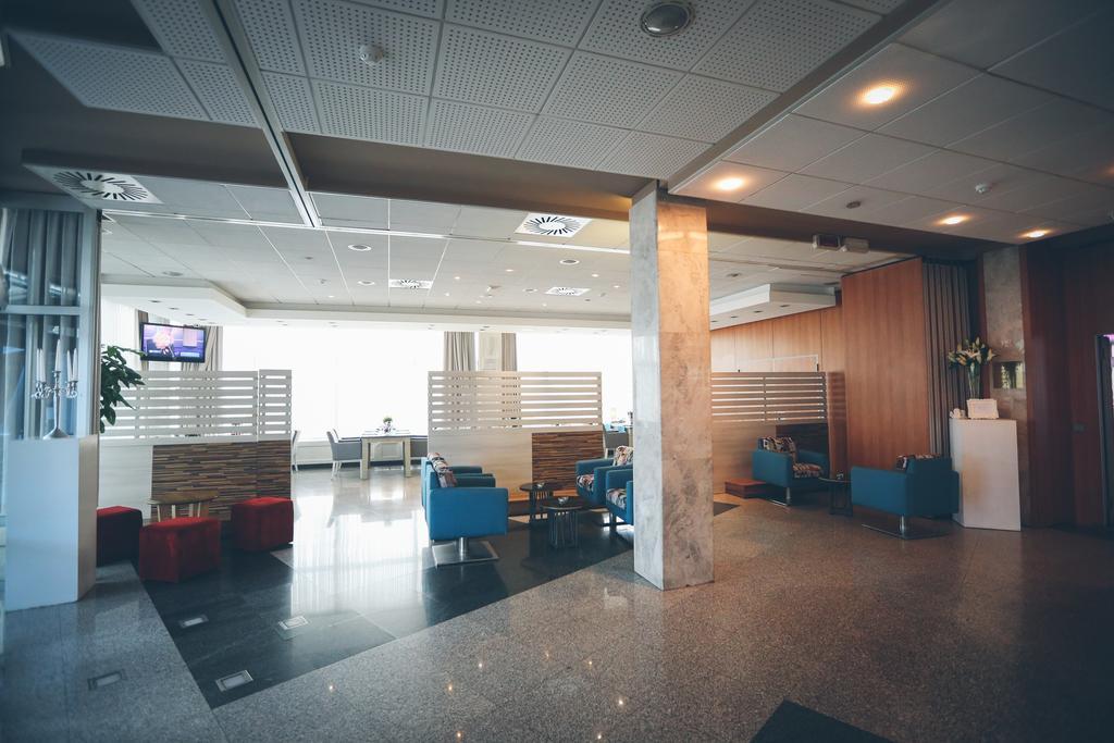 Hotel Zovko Zagreb Sesvete Exteriör bild