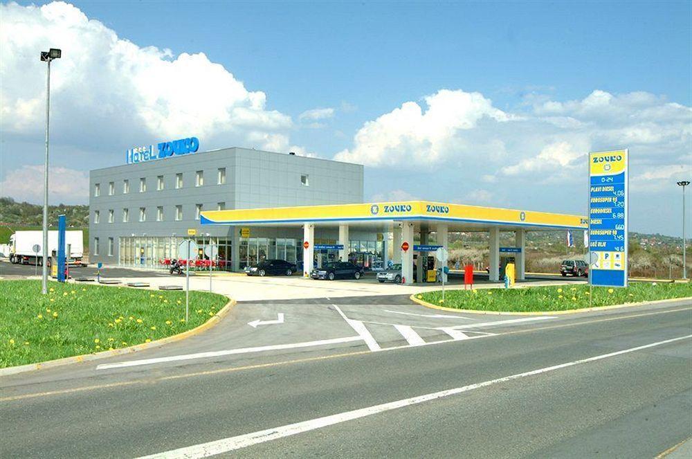 Hotel Zovko Zagreb Sesvete Exteriör bild